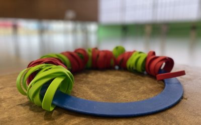 Des bracelets en EPS, un outil « hautement technologique » !